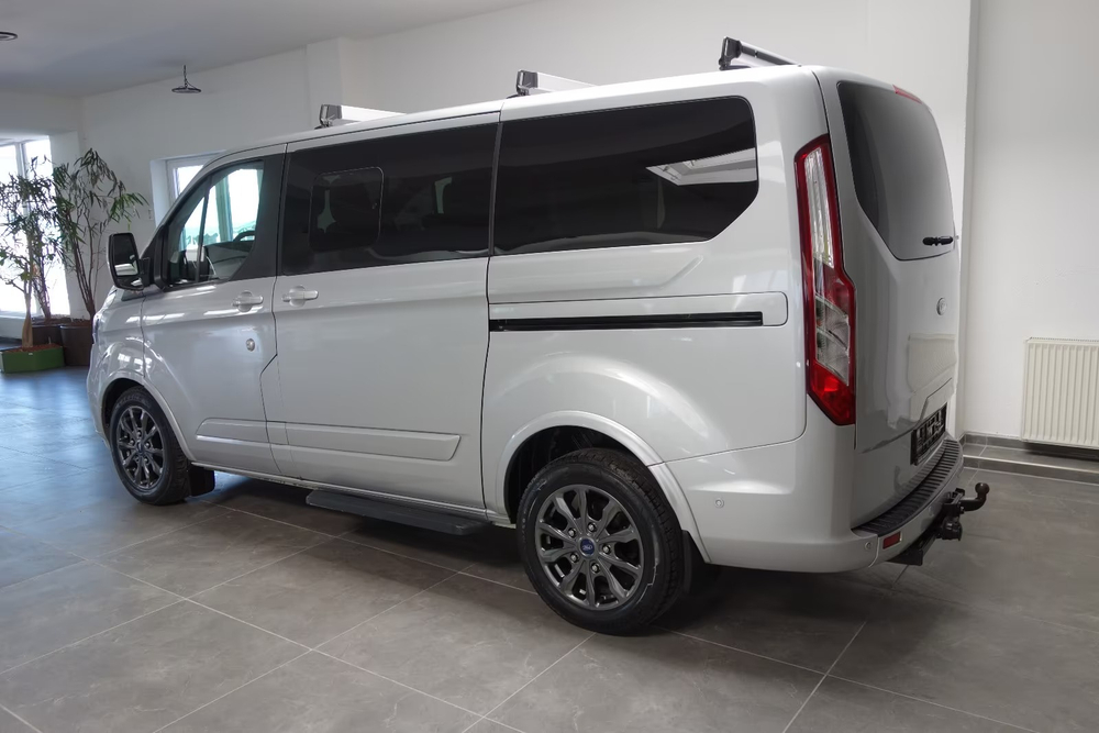 Ford Tourneo Custom
