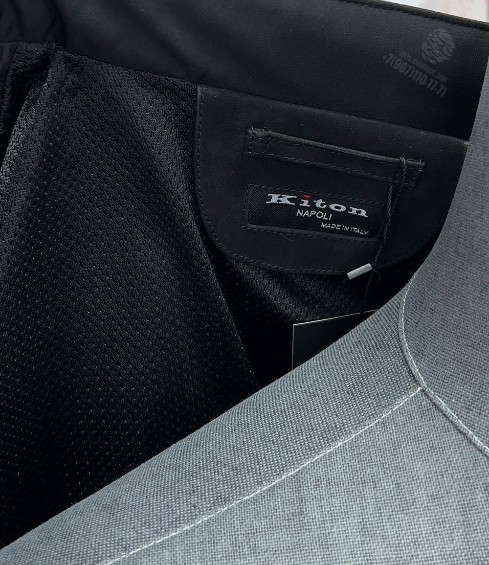 Жилет Kiton