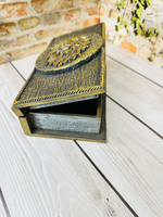 Шкатулка-книга "Лев"