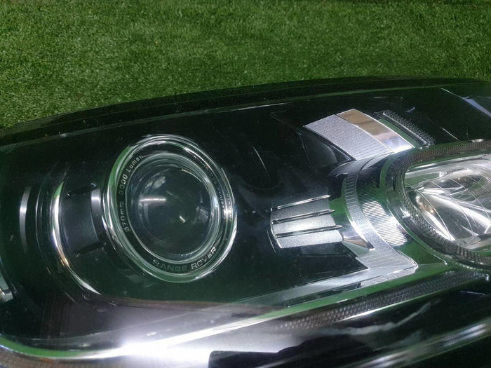 Фара правая Range Rover Vogue 4 L405 (2012-2017) ксенон