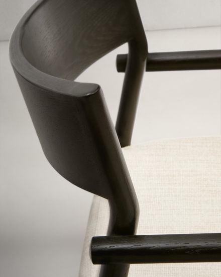 Стул Falconera со съемным чехлом из массива дуба с черной отделкой FSC Mix Credit Испания La Forma