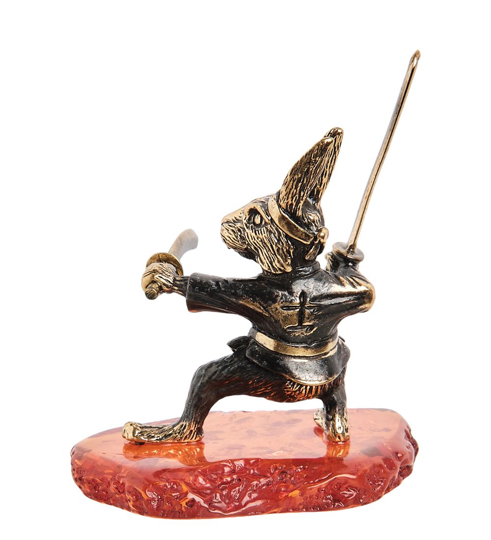 AM- 983 Фигурка «Заяц Самурай с мечами» (латунь, янтарь)