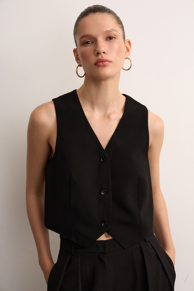 Жилет прямой