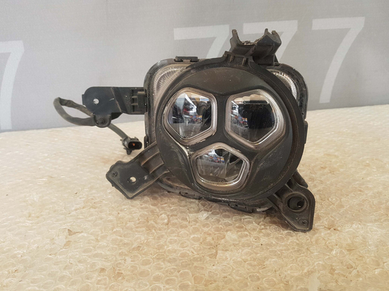 Птф передняя правая LED Kia Optima 4 (JF) 16-18 Б/У Оригинал 92202D4100