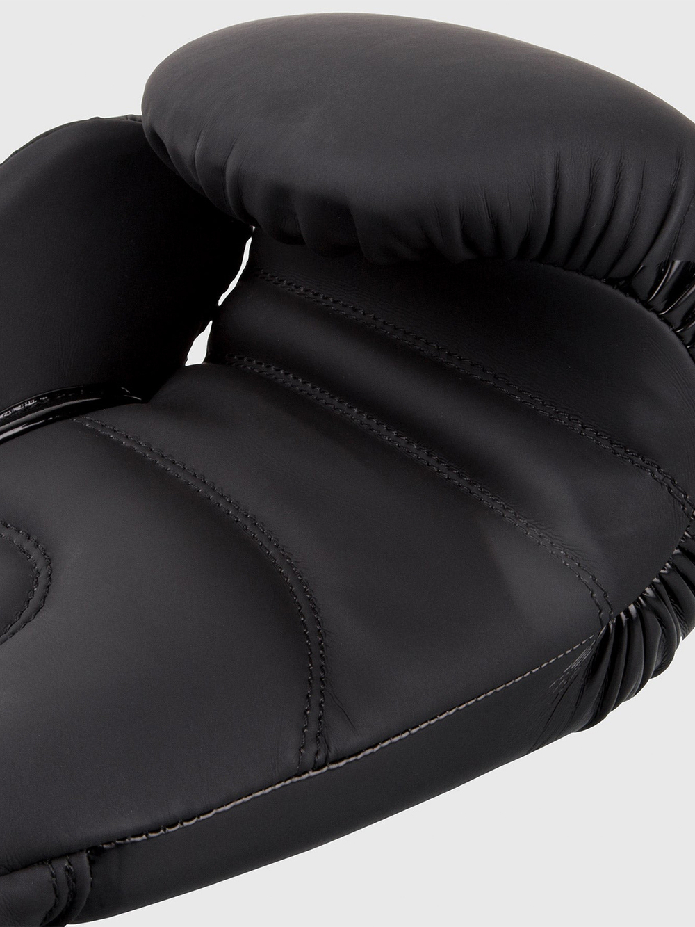Перчатки боксерские Venum Contender 2.0 Black/Grey/White