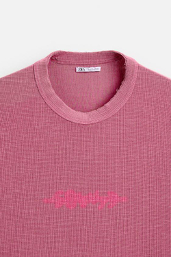 ZARA ФУТБОЛКА С НАШИВКОЙ, РОЗОВЫЙ