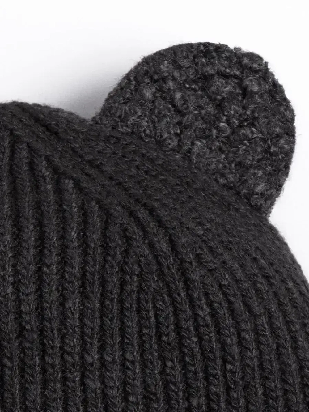 Шапка с ушками вязаная для детей