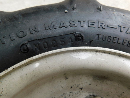 Колесо тракторное Bridgestone 100/85-6  на штамповке