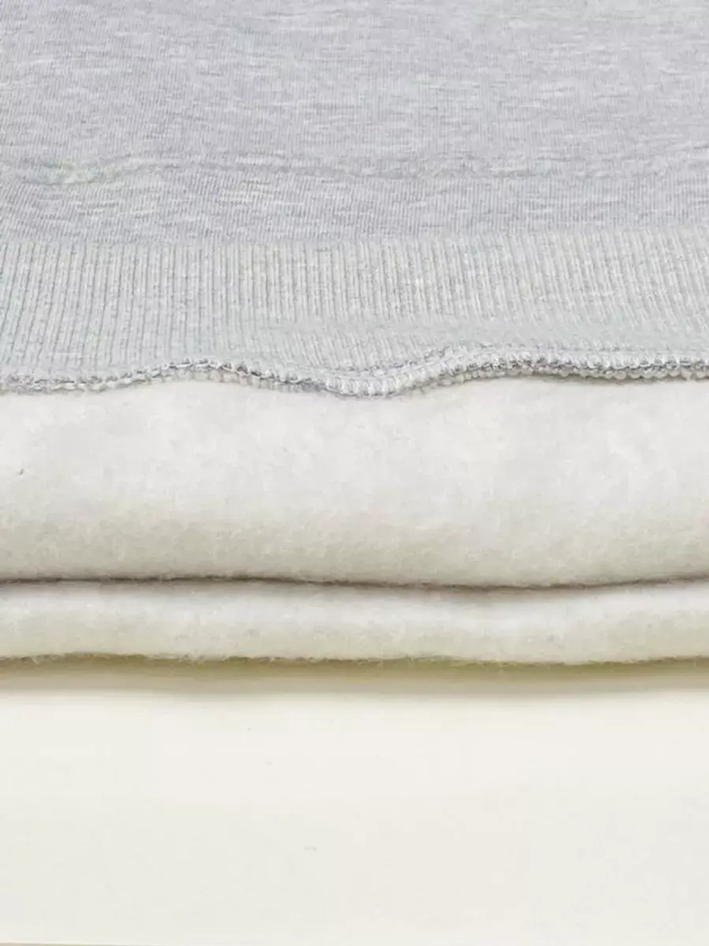 Худи с капюшоном утепленная