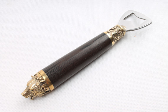 Открывалка для бутылок подарачная с медведем