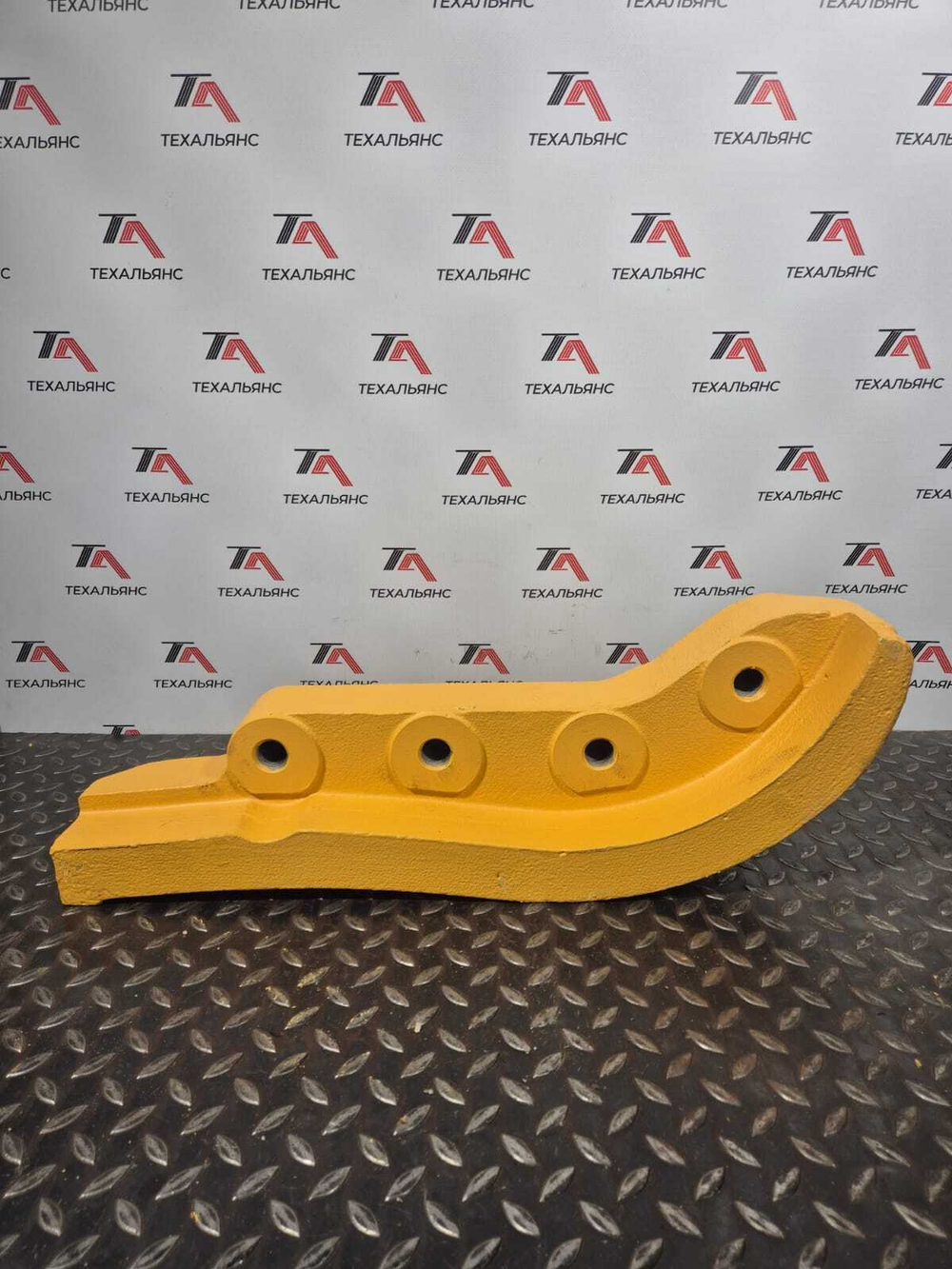 Защита катка 195-30-67250