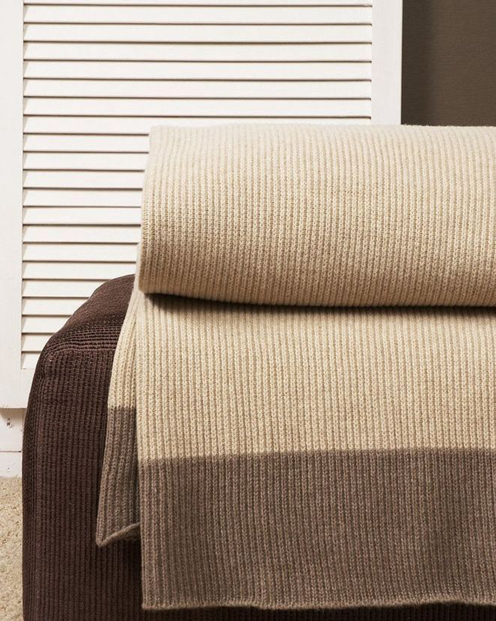 Элитный плед Imperio 57 коричневый-бежевый от Luxberry