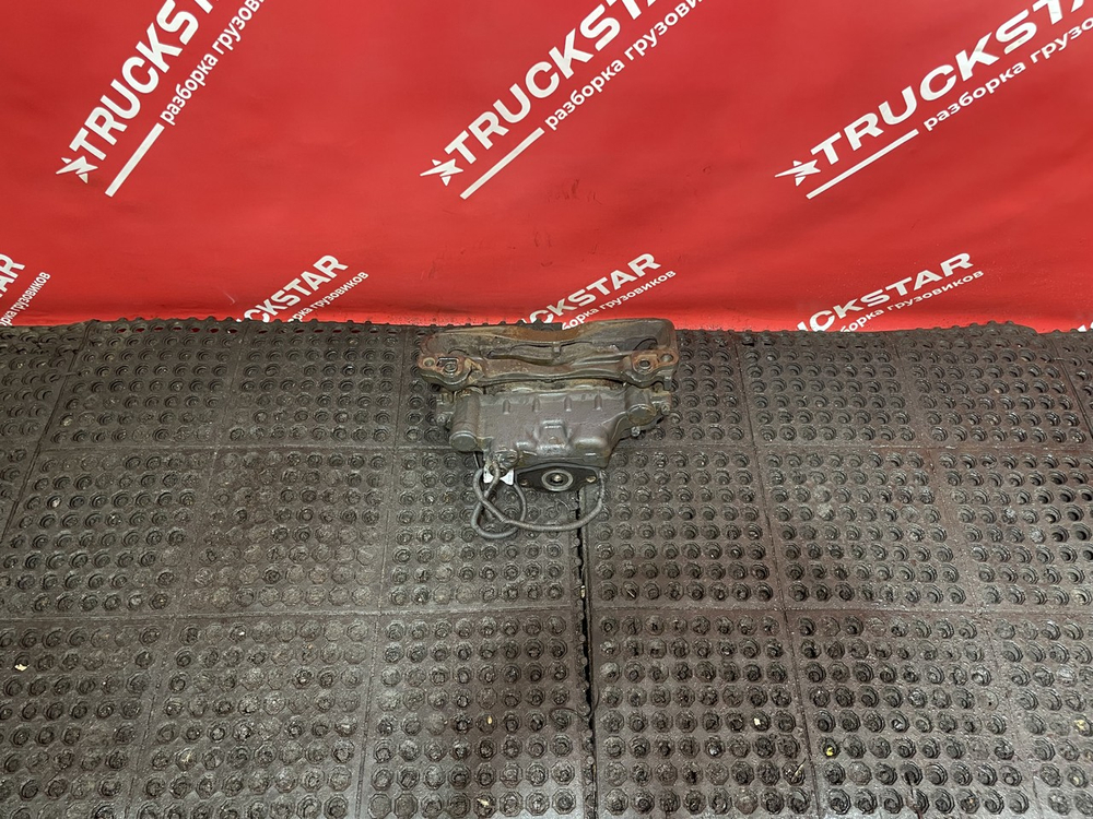 Суппорт правый 2019г