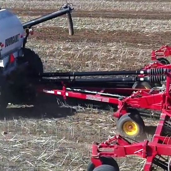 BOURGAULT цилиндр гидравлический