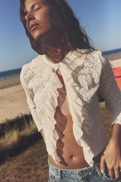 ZARA КАРДИГАН С ВОЛАНАМИ И ПЕРФОРАЦИЕЙ, ЭКРЮ