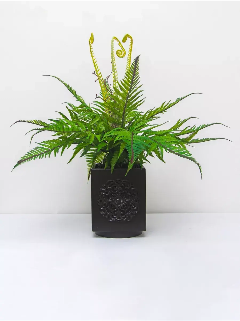 Искусственные цветы для декора в кашпо