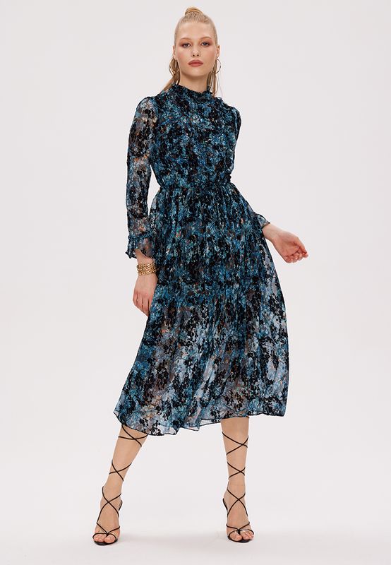 Платье с панбархатом в мелкий цветочек