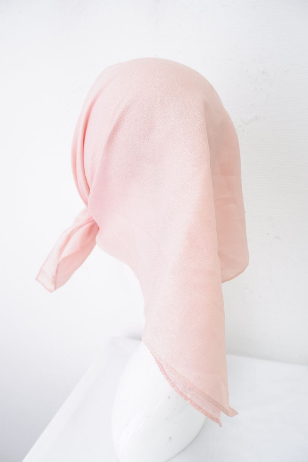 Платок однотонный