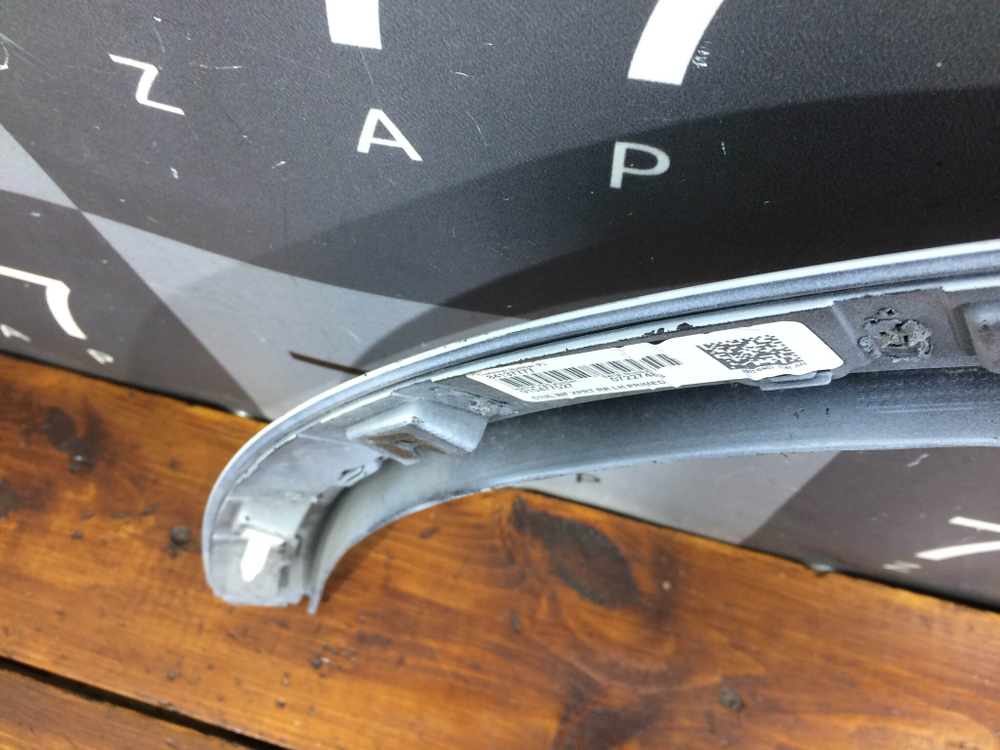 Накладка крыла заднего левого Cadillac XT5 16-нв Б/У Оригинал 84137777