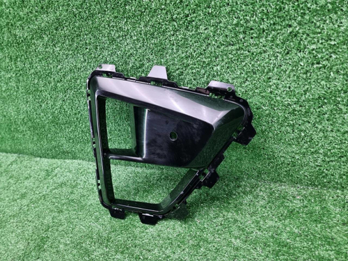 Накладка переднего бампера RH BMW X5M F95 (23-нв)