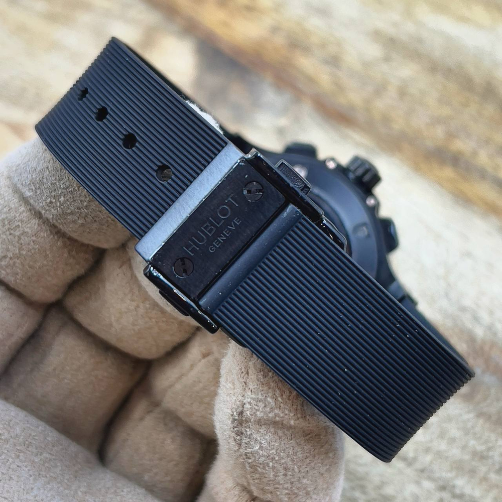 Часы Hublot