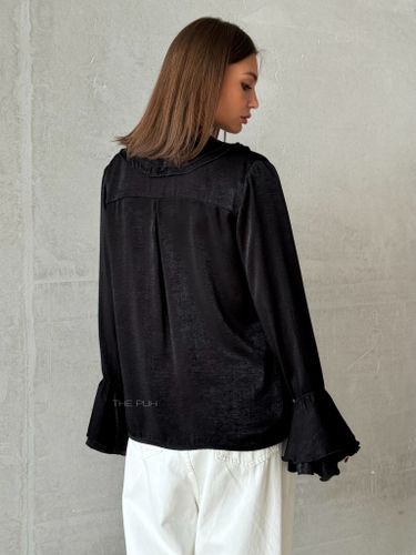 Черная блузка в стиле бохо "Тая" с рюшами