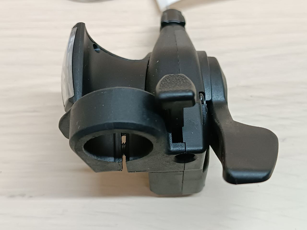 Манетка для велосипеда Micronew 3 (левая) ma032