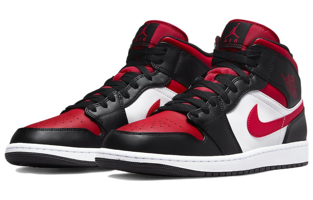 Кроссовки Jordan Air Jordan 1 Mid "Bred Toe"