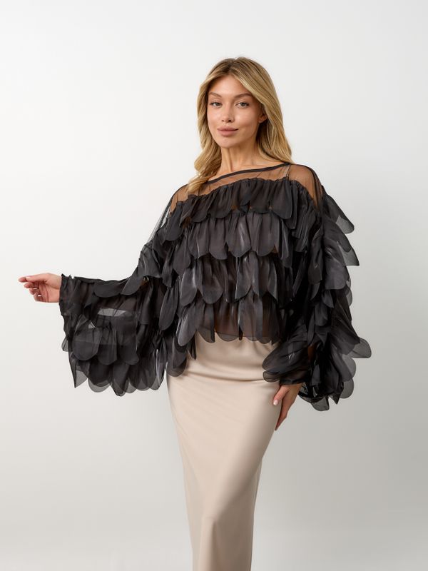 Блуза BLACK SWAN с лепестками
