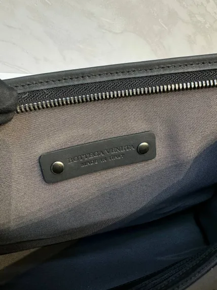Клатч кожаный Bottega Veneta чёрный