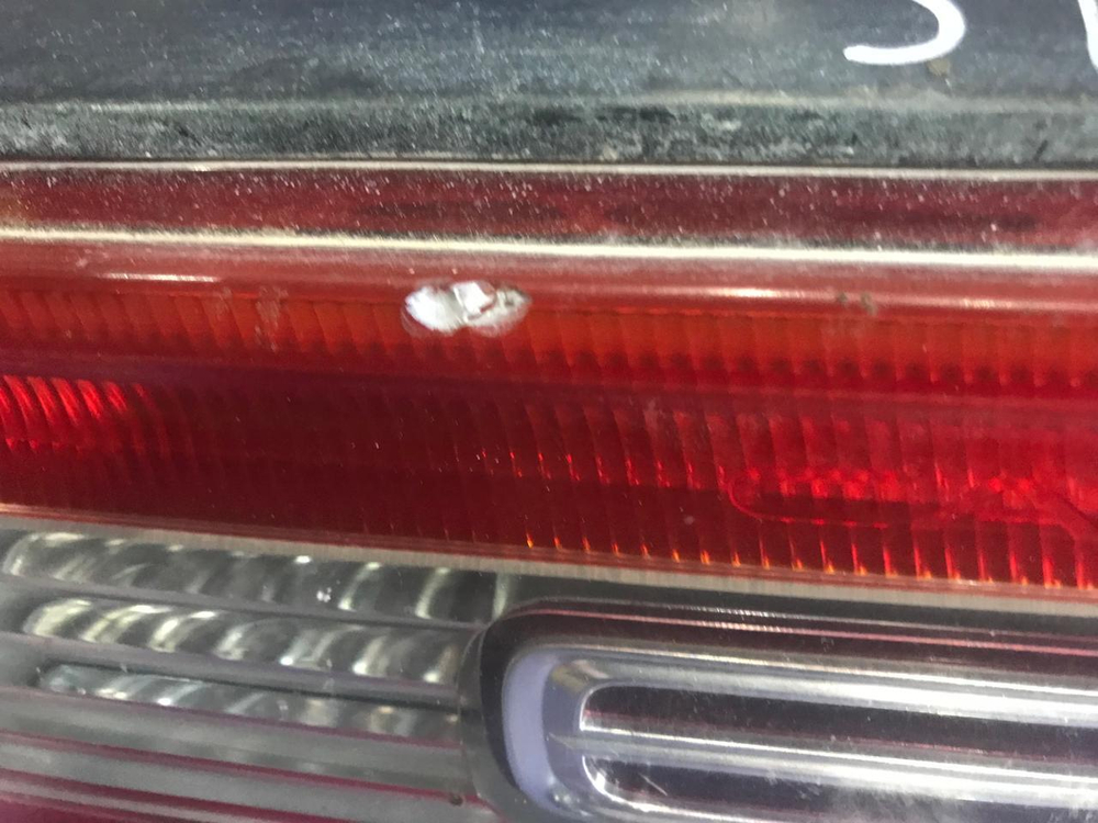 Вставка в багажник центральная TOYOTA CARINA ED 1994