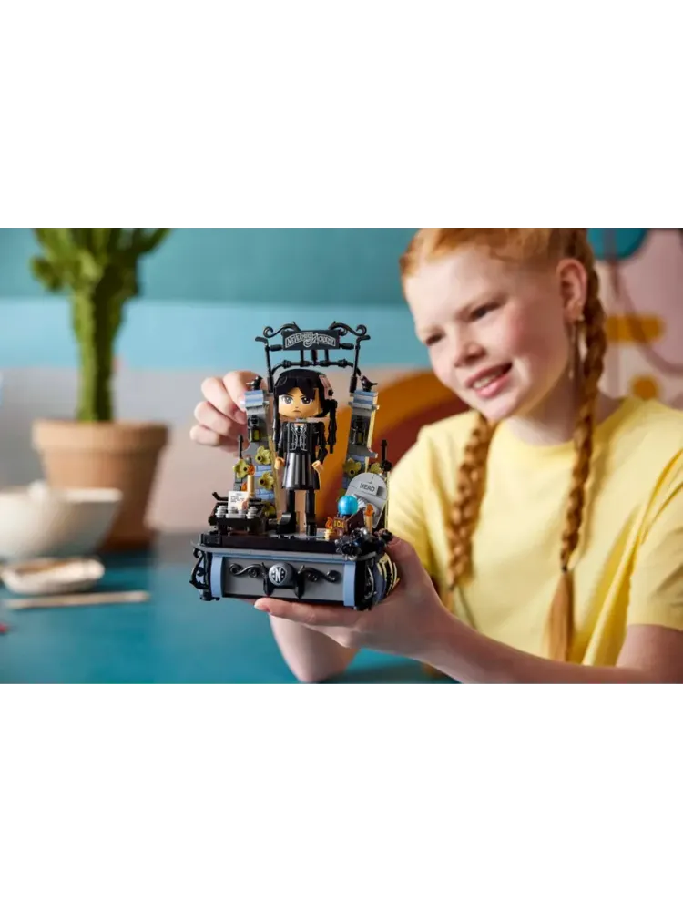 Конструктор Wednesday 76780 Венсдей Аддамс