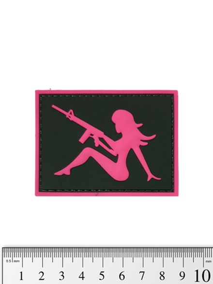 Шеврон Girl With Rifle PVC. Чёрный с розовым
