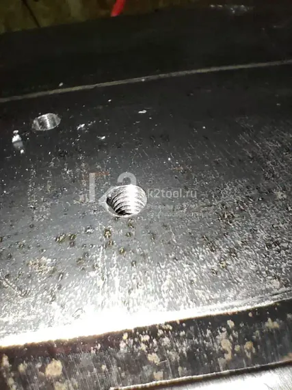 Пневматический резьбонарезной манипулятор PTM-16