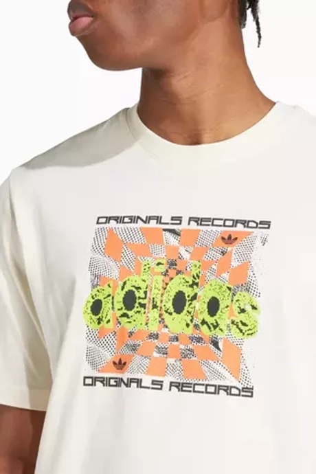 Футболка adidas Graphic Tee