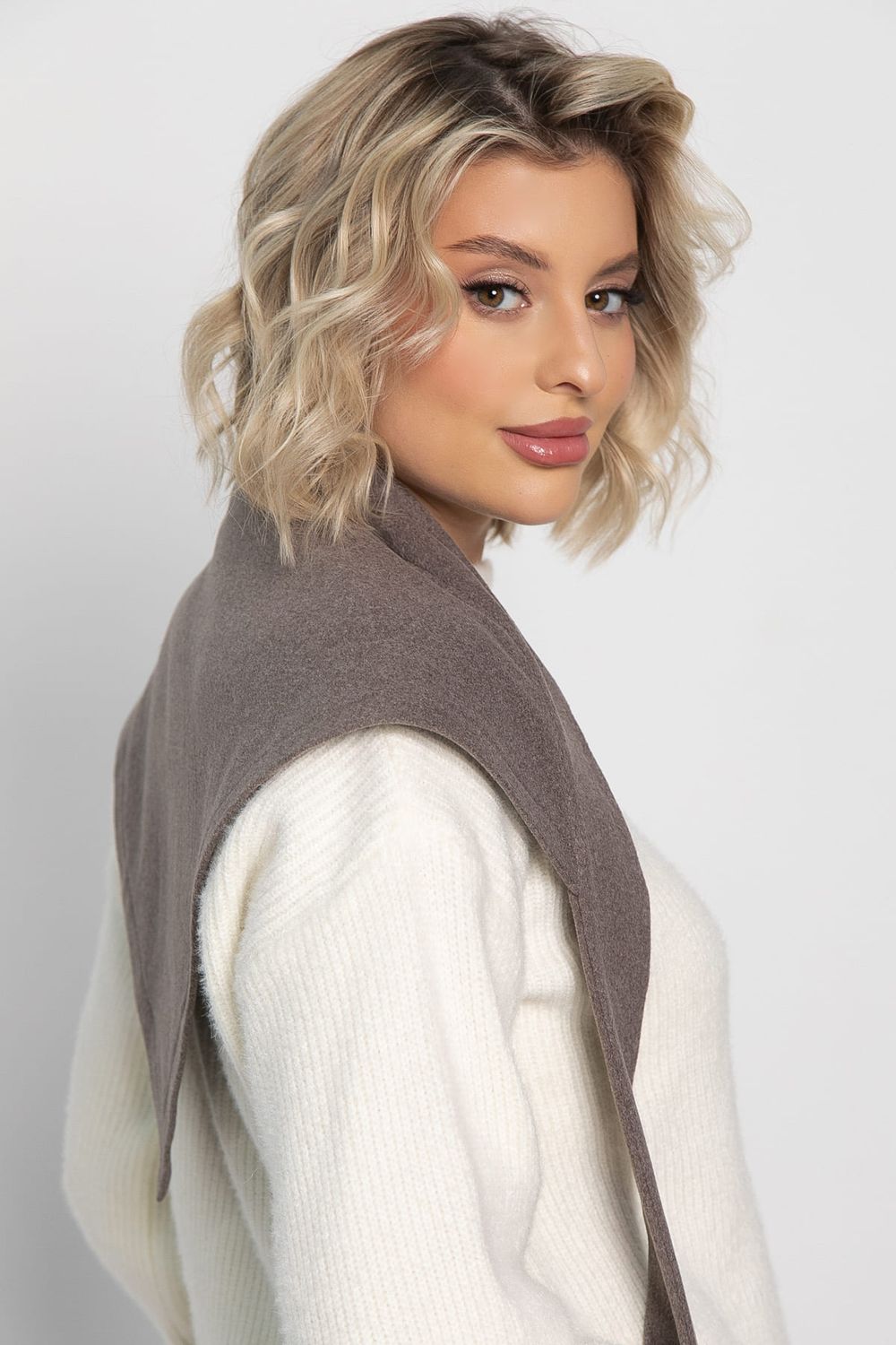 Косынка с завязками (коричневая) КЗВ5-53М LT Collection