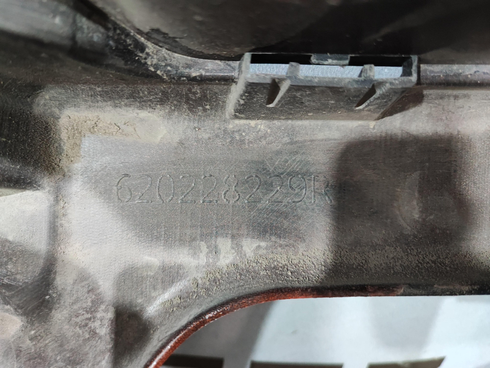 Бампер передний Renault Kaptur 16-22 Б/У Оригинал 620228229R