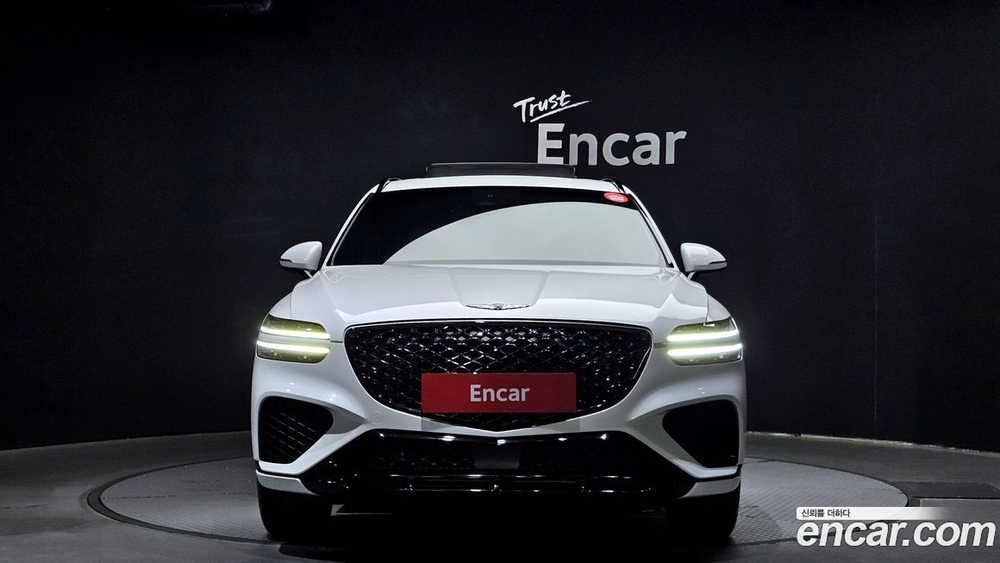Genesis GV70 2.5T Бензин 2WD (12.2021)