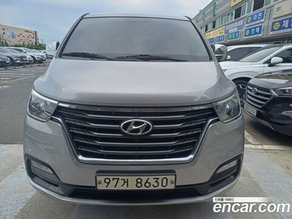 Hyundai The New Grand Starex Van 3-х местный (04.2021)