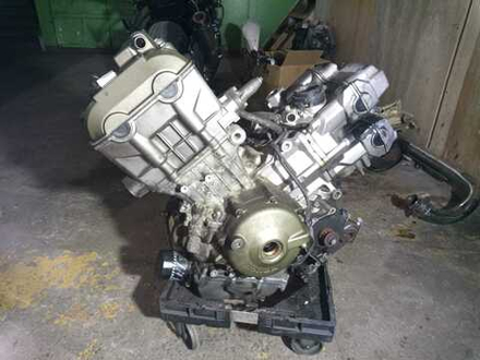 двигатель Honda XL1000 Varadero SD01 (без стартера и статора генератора)