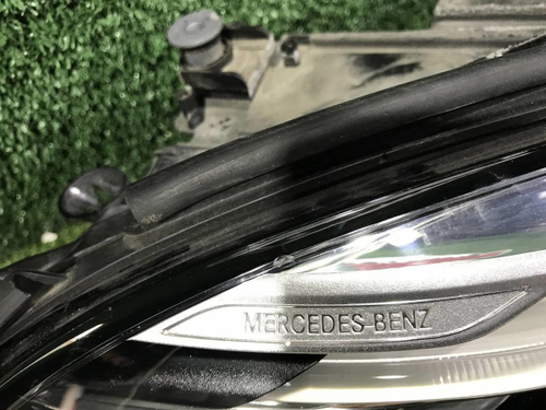 Фара правая Mercedes GLE W166 (2015-2018) LED