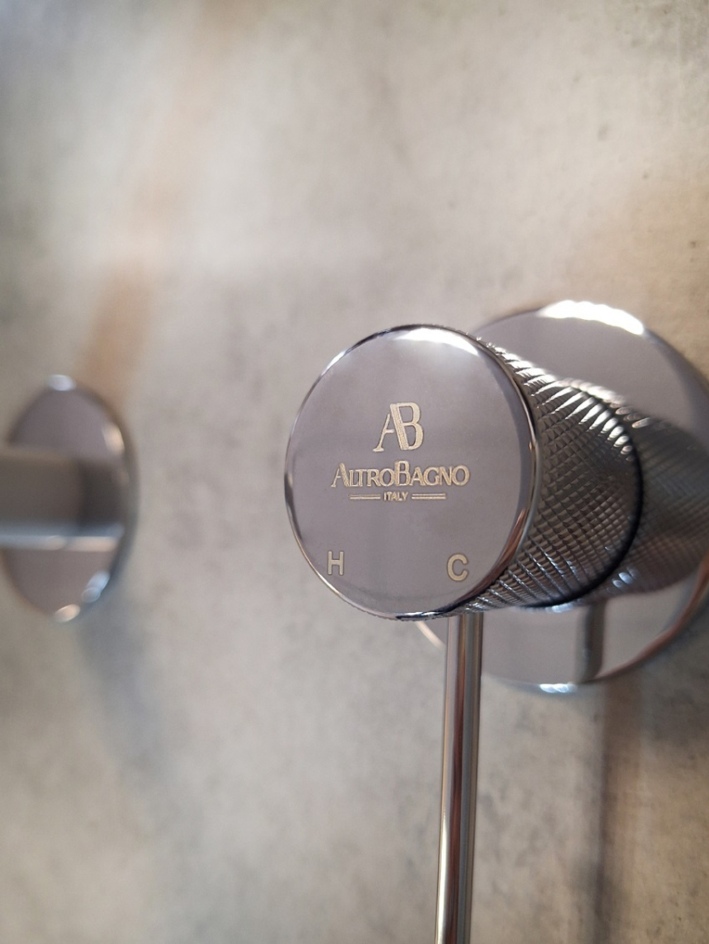 Смеситель для раковины AltroBagno Intento 010504 MW