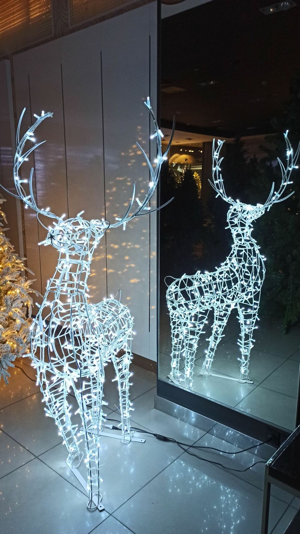 Световая фигура «Олень» с классическим каркасом
