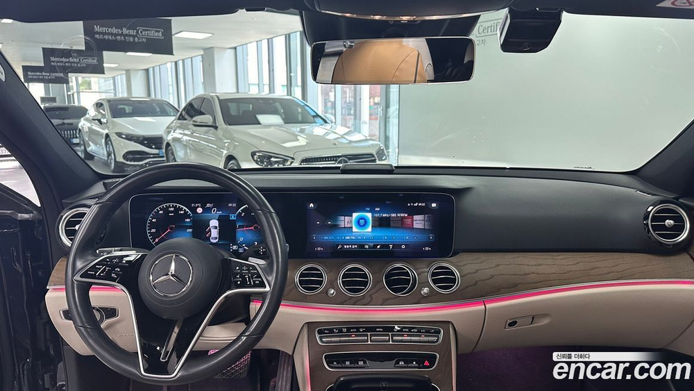 Mercedes-Benz E-Class W213 E220d 4MATIC Exclusive (08.2021)