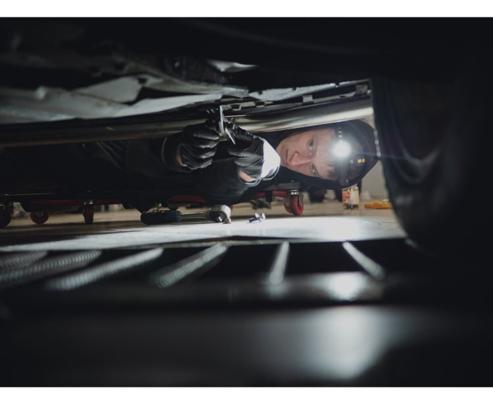 Фонарь Armytek Wizard C2 Magnet USB Warm (1120 Lumen, 1х18650, теплый свет)