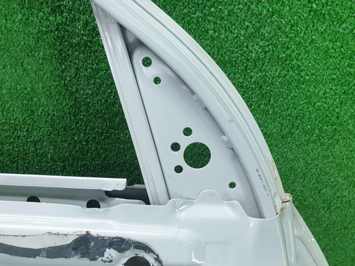 Дверь передняя левая Suzuki Grand Vitara (12-16)