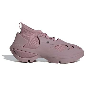 Коллекция спортивной одежды Adidas "Высший пилотаж"