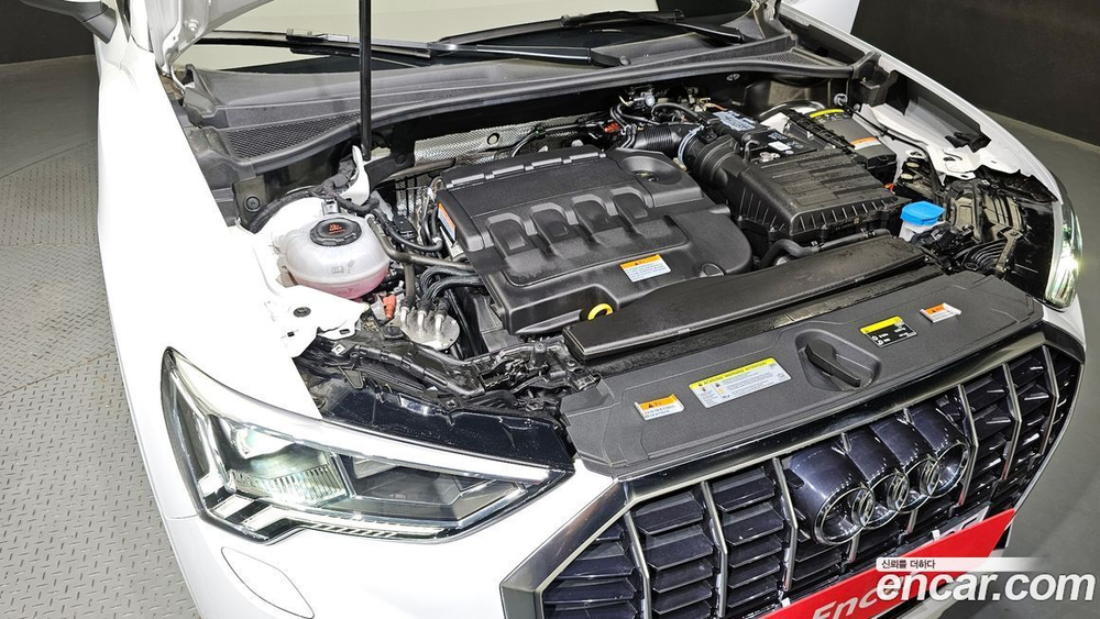 Audi Q3 (F3) 35 TDI Premium (10.2020)