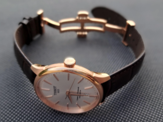 Наручные часы Tissot T139.807.36.031.00