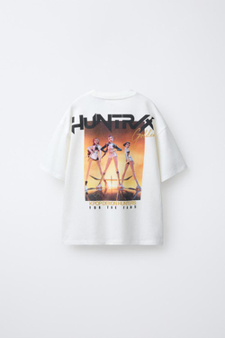 ZARA ФУТБОЛКА С ПРИНТОМ KPOP DEMON HUNTERS™ NETFLIX ©, ЭКРЮ